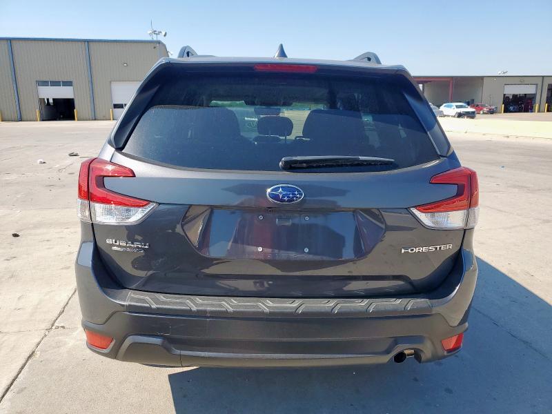 JF2SKAEC8NH417386 - 2022 SUBARU FORESTER PREMIUM GRAY photo 6