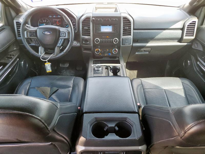 1FMJU1HT7JEA23918 - 2018 FORD EXPEDITION XLT GRAY photo 8