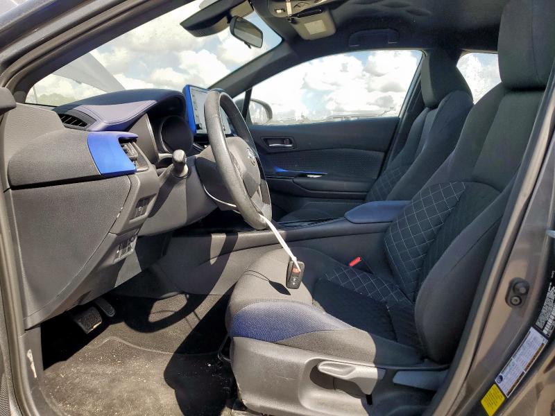 NMTKHMBX3MR138121 - 2021 TOYOTA C-HR XLE GRAY photo 7