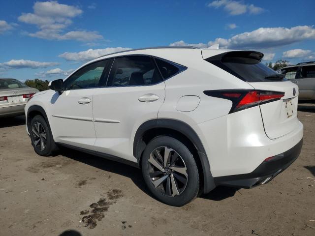 JTJBARBZ4J2170807 - 2018 LEXUS NX 300 BASE თეთრი ფოტო 2