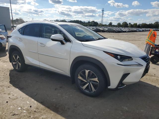 JTJBARBZ4J2170807 - 2018 LEXUS NX 300 BASE თეთრი ფოტო 4