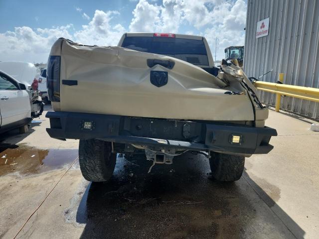 3C6UR5DLXJG221165 - 2018 RAM 2500 SLT CREAM photo 6