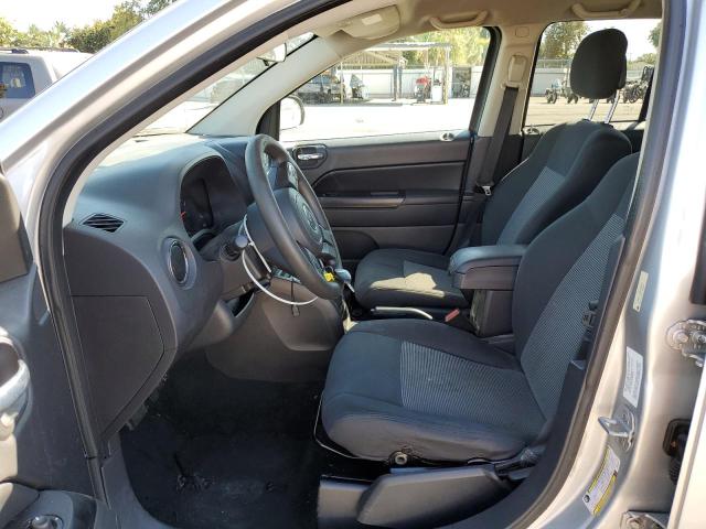 1J4NT1FA3BD260269 - 2011 JEP COMPASS SPORT 银色 照片 7