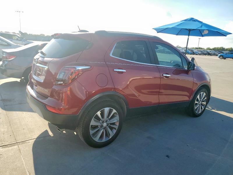 KL4CJASB0JB633581 - 2018 BUICK ENCORE PREFERRED Բորդո լուսանկար 3
