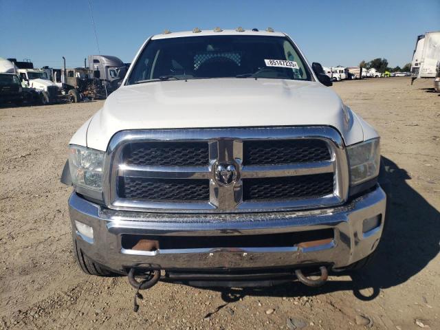 3C7WRNEL5EG232101 - 2014 RAM 5500 白色 照片 5