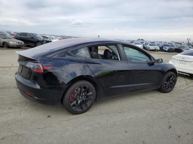 5YJ3E1EA5JF172663 - 2018 TESLA MODEL 3 Qara foto 3