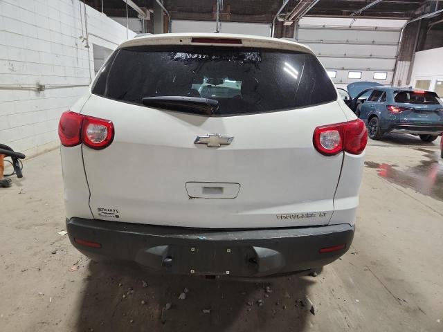 1GNLRFED3AJ245038 - 2010 CHEVROLET TRAVERSE LT Weiß Foto 6