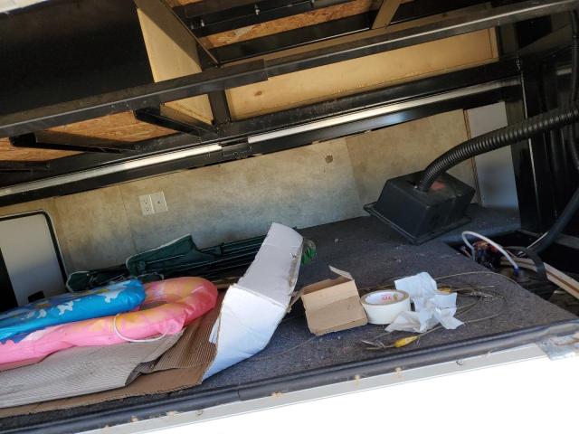 4YDF34029CB630535 - 2012 CAMPER KEYSTONE 双色 照片 7