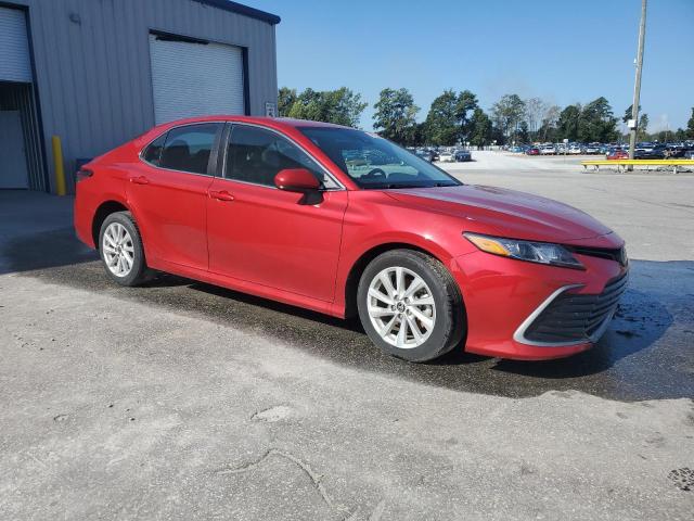 4T1C11AK5PU115918 - 2023 TOYOTA CAMRY LE RED photo 4
