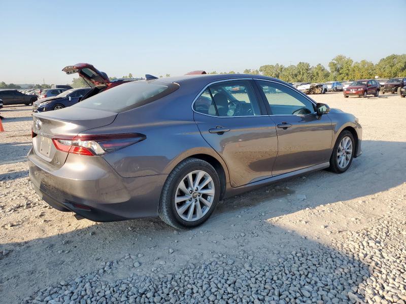 4T1R11AK1PU092891 - 2023 TOYT CAMRY LE GRAY photo 3