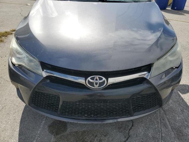 4T1BF1FK7FU086507 - 2015 TOYOTA CAMRY LE GRAY photo 11