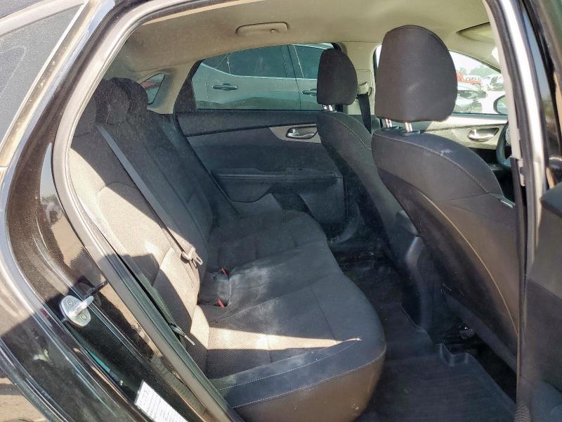 3KPF24AD1KE082523 - 2019 KIA FORTE FE 黑色 照片 10