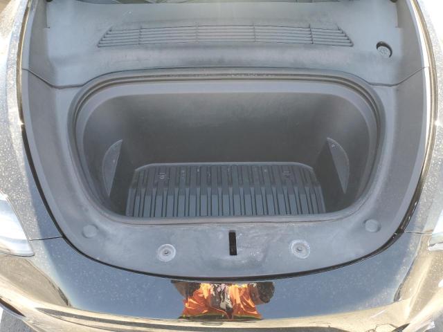 7SAYGAEE0PF626302 - 2023 TESLA MODEL Y შავი ფოტო 18