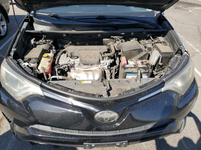 2T3ZFREV6HW396196 - 2017 TOYOTA RAV4 LE 黑色 照片 11