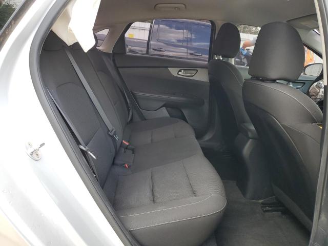 3KPF24AD3KE031685 - 2019 KIA FORTE FE SILVER photo 10