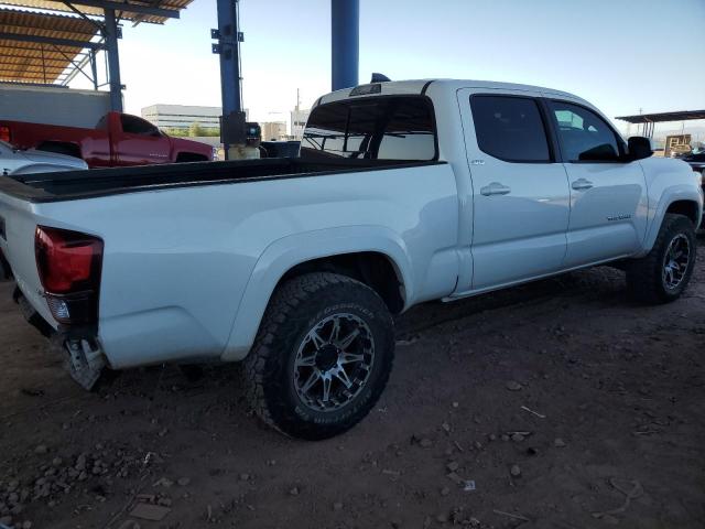 3TMDZ5BN7MM117011 - 2021 TOYOTA TACOMA DOUBLE CAB WHITE photo 3