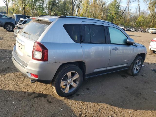 1C4NJDEB8GD809463 - 2016 JEEP COMPASS LATITUDE SILVER photo 3
