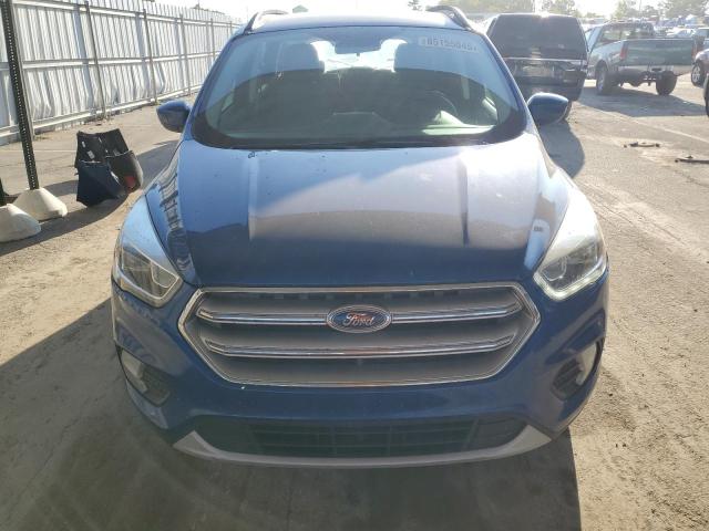 1FMCU0GD8HUB59228 - 2017 FORD ESCAPE SE BLUE photo 5
