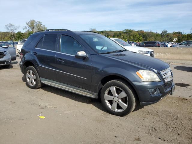 4JGBB8GBXAA571785 - 2010 MERCEDES-BENZ ML 350 4MATIC GRAY photo 4