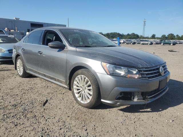 1VWBT7A38HC043350 - 2017 VOLKSWAGEN PASSAT SE GRAY photo 4