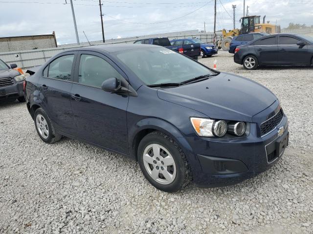 1G1JA5SH6F4130716 - 2015 CHEVROLET SONIC LS BLUE photo 4