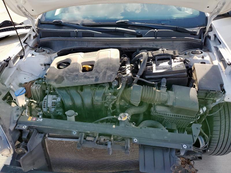 3KPF24AD0ME363280 - 2021 KIA FORTE FE თეთრი ფოტო 11