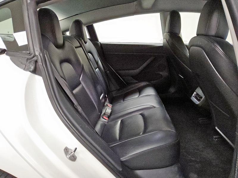 5YJ3E1EA7PF459060 - 2023 TESLA MODEL 3 Սպիտակ լուսանկար 10