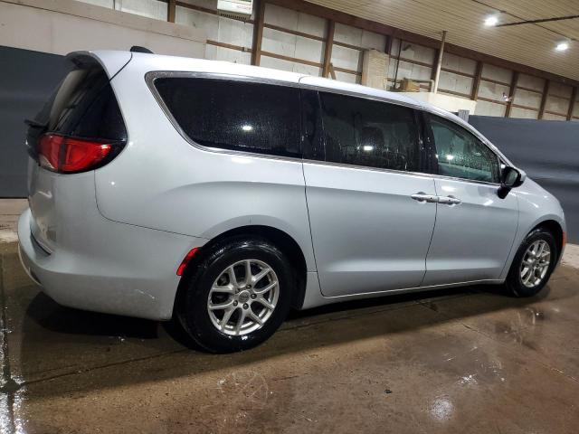 2C4RC1CGXNR213239 - 2022 CHRYSLER VOYAGER LX SILVER photo 3