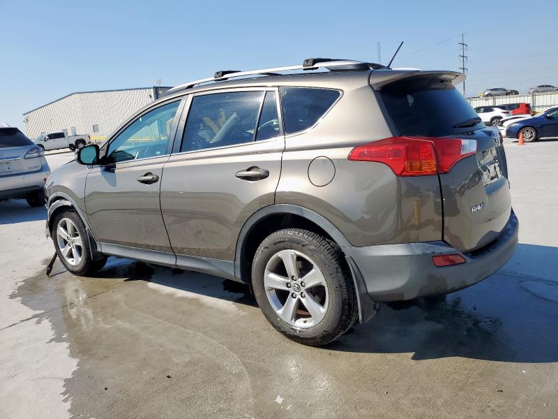 2T3RFREV7FW253867 - 2015 TOYOTA RAV4 XLE BROWN photo 2
