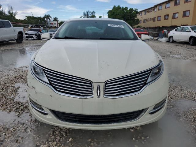 3LN6L2G93DR825128 - 2013 LINCOLN MKZ WHITE photo 5