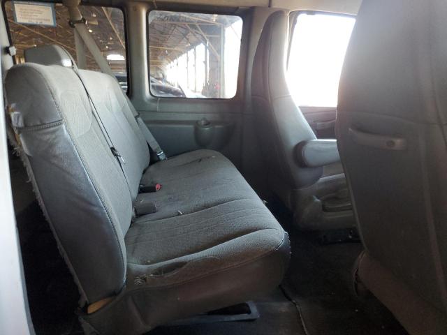 1GAZGPFG3G1237904 - 2016 CHEVROLET EXPRESS G3 LT WHITE photo 11