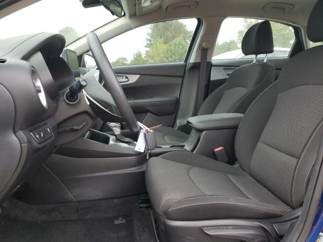 3KPF24AD9NE430945 - 2022 KIA FORTE FE BLUE photo 7