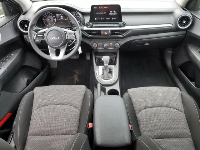 3KPF24AD9NE430945 - 2022 KIA FORTE FE BLUE photo 8