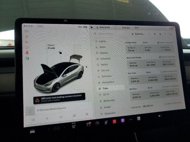 5YJ3E1EA4JF043975 - 2018 TESLA MODEL 3 ვერცხლისფერი ფოტო 9