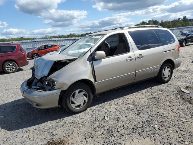 2003 TOYOTA SIENNA LE, 
