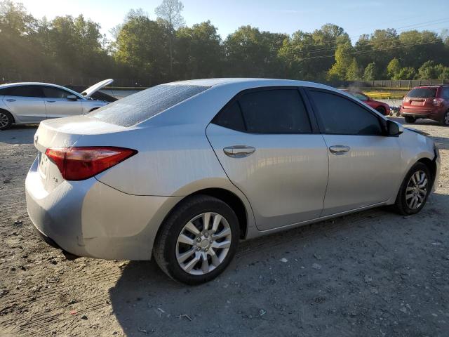 2T1BURHEXJC988753 - 2018 TOYOTA COROLLA L SILVER photo 3