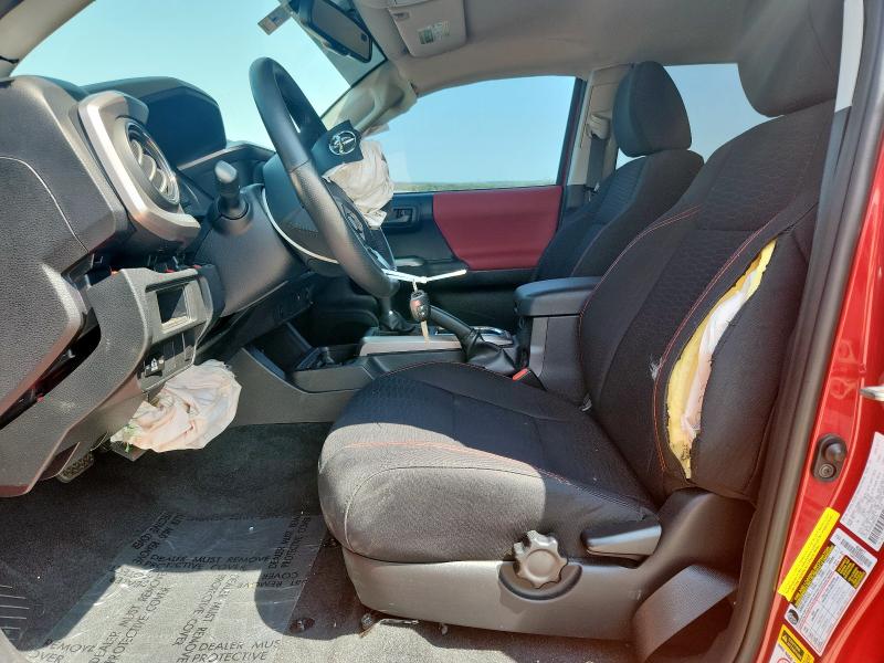 5TFCZ5AN9HX085210 - 2017 TOYOTA TACOMA DOUBLE CAB Kırmızı fotoğraf 12