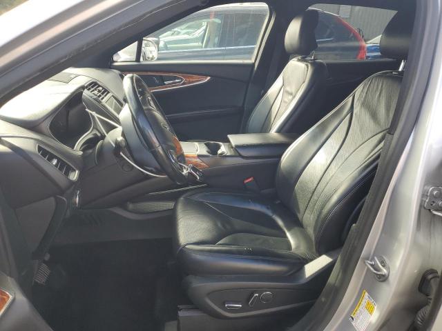 2LMPJ8LRXHBL34678 - 2017 LINCOLN MKX RESERVE Արծաթագույն լուսանկար 7