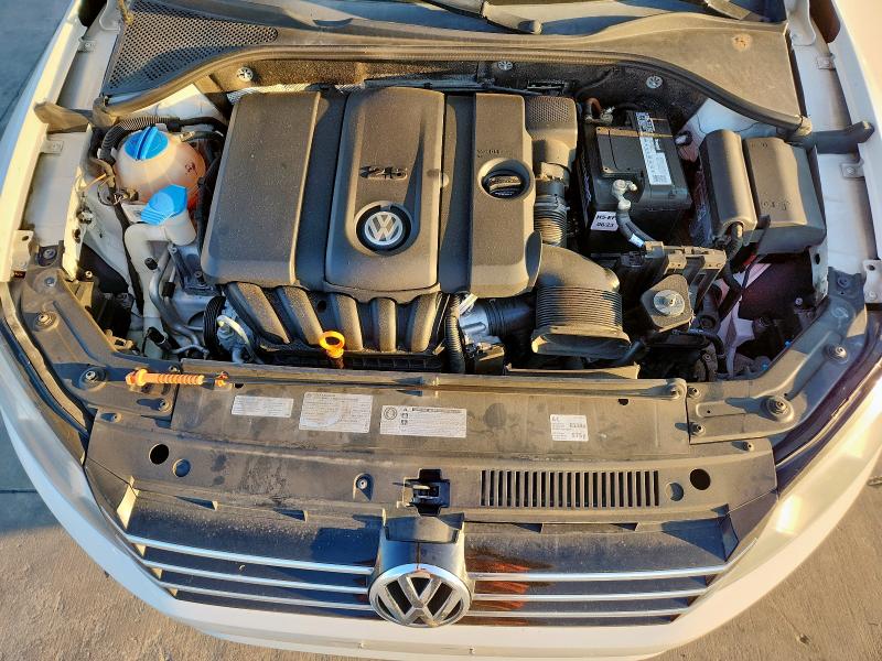 1VWBP7A32CC082643 - 2012 VOLKSWAGEN PASSAT SE Білий фото 11