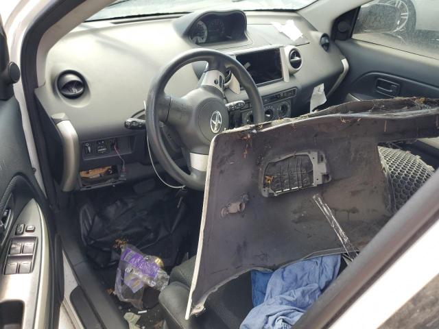 JTKKT604060136734 - 2006 TOYOTA SCION XA WHITE photo 8
