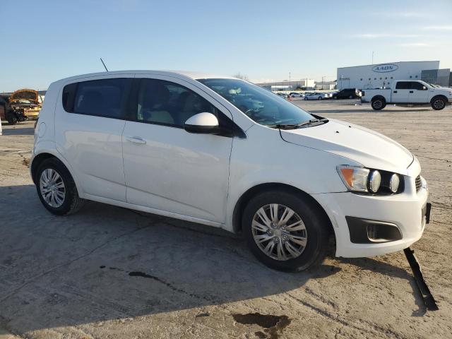 1G1JA6SH4G4166203 - 2016 CHEVROLET SONIC LS WHITE photo 4