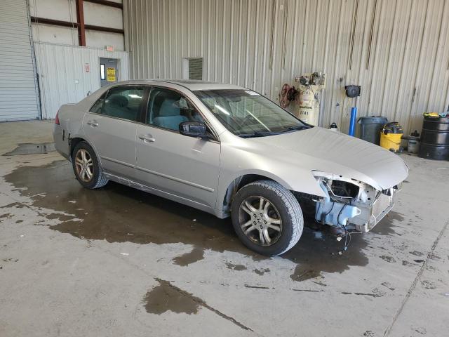 1HGCM56787A210919 - 2007 HONDA ACCORD EX SILVER photo 4