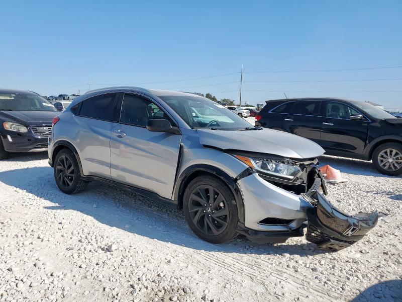 3CZRU5H16NM717085 - 2022 HONDA HR-V SPORT SILVER photo 4