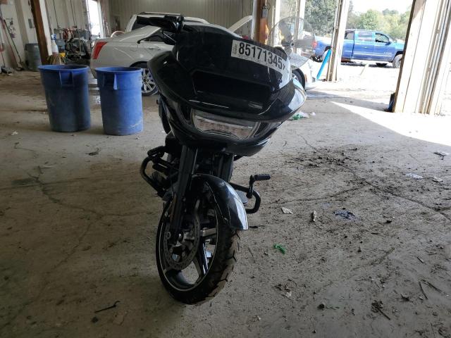 1HD1KH719RB624424 - 2024 HARLEY-DAVIDSON FLTRX BLACK photo 2