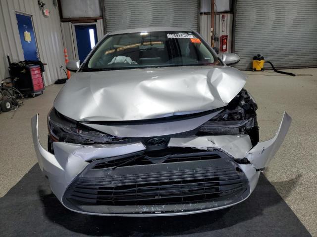 JTDB4MEE6R3019222 - 2024 TOYOTA COROLLA LE Արծաթագույն լուսանկար 5