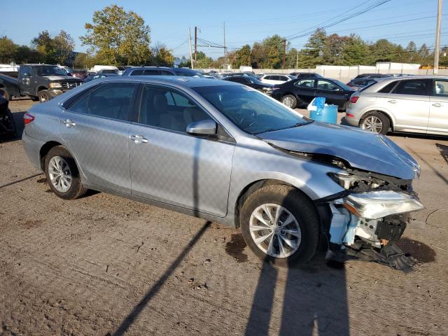 4T1BF1FK8GU504719 - 2016 TOYOTA CAMRY LE SILVER photo 4