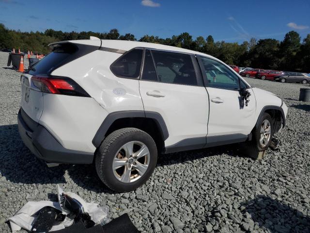 2T3W1RFV0KW050815 - 2019 TOYOTA RAV4 XLE WHITE photo 3