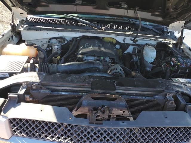 1GCHK24G34E266055 - 2004 CHEVROLET SILVERADO K2500 HEAVY DUTY WHITE photo 11