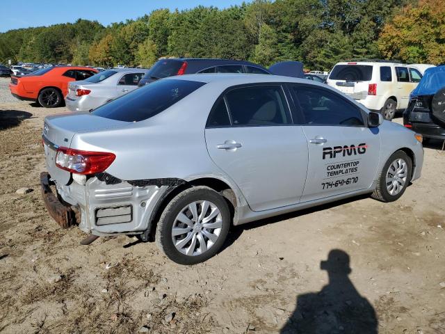 2T1BU4EE9DC928135 - 2013 TOYOTA COROLLA BASE ვერცხლისფერი ფოტო 3