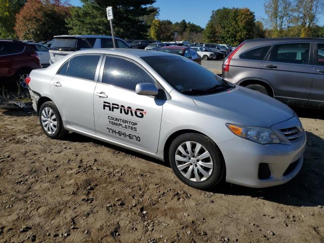 2T1BU4EE9DC928135 - 2013 TOYOTA COROLLA BASE ვერცხლისფერი ფოტო 4